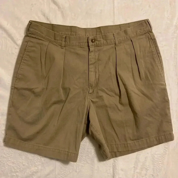 "LL Bean Mens Brown  Shorts  Size 40” - Picture 1 of 15